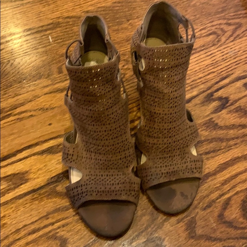 Vince camuto booties